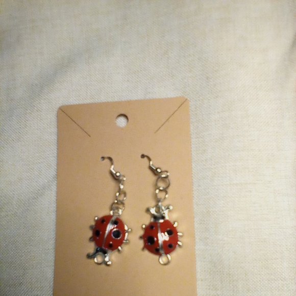 Earrings - Picture 1 of 2